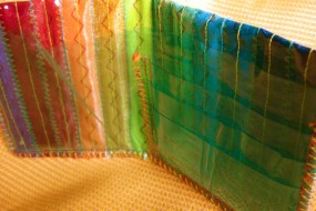 rainbow wallet detail