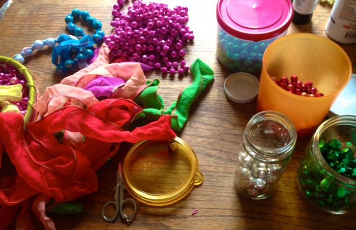 making beaded necklaces